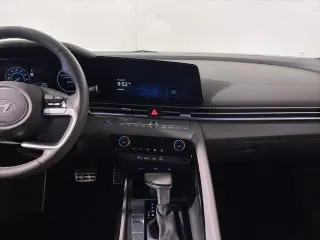 Hyundai ELANTRA Hybrid 2025 SEL Sport 4dr Sedan