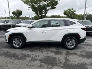 Hyundai TUCSON 2025 SE 4dr SUV