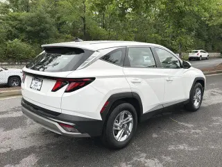 Hyundai TUCSON 2025 SE 4dr SUV
