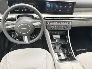Hyundai TUCSON 2025 SE 4dr SUV