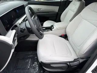 Hyundai TUCSON 2025 SE 4dr SUV