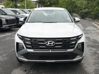 Hyundai TUCSON 2025 SE 4dr SUV