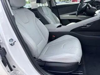 Hyundai ELANTRA 2025 Limited 4dr Sedan