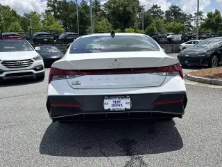 Hyundai ELANTRA 2025 Limited 4dr Sedan