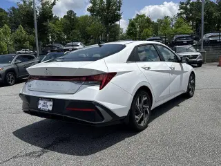Hyundai ELANTRA 2025 Limited 4dr Sedan