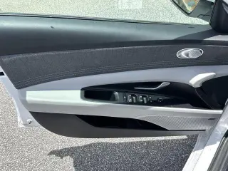 Hyundai ELANTRA 2025 Limited 4dr Sedan