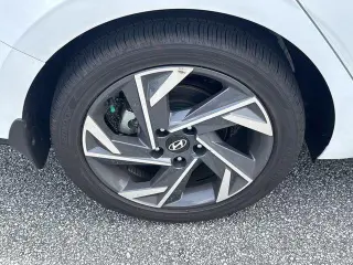 Hyundai ELANTRA 2025 Limited 4dr Sedan