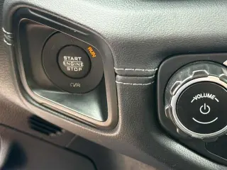 Jeep Wrangler 2025 4x4 Rubicon 4dr SUV