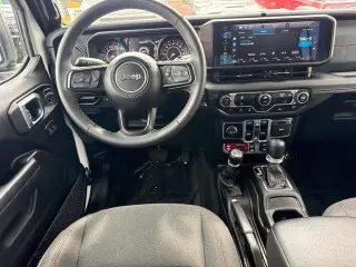 Jeep Wrangler 2025 4x4 Rubicon 4dr SUV