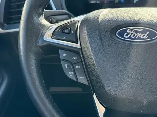 Ford Edge 2022 AWD SEL 4dr Crossover