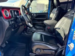 Jeep Gladiator 2020 4x4 Launch Edition 4dr Crew Cab 5.0 ft. SB