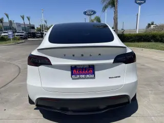 Tesla Model Y 2023 AWD Performance 4dr Crossover