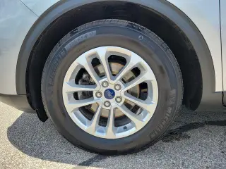 Ford Escape 2022 SE 4dr SUV