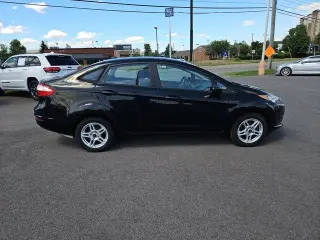 Ford Fiesta 2017 SE 4dr Sedan