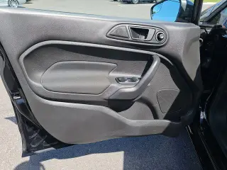 Ford Fiesta 2017 SE 4dr Sedan