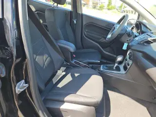 Ford Fiesta 2017 SE 4dr Sedan