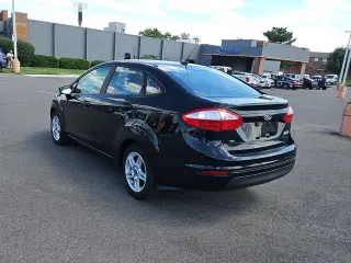 Ford Fiesta 2017 SE 4dr Sedan