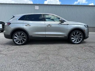 Lincoln Nautilus 2023 AWD Reserve 4dr SUV