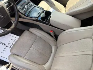 Lincoln Nautilus 2023 AWD Reserve 4dr SUV