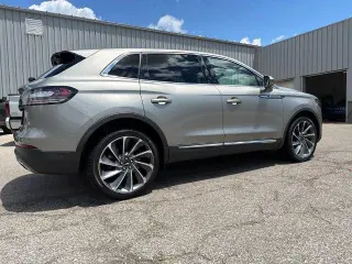 Lincoln Nautilus 2023 AWD Reserve 4dr SUV