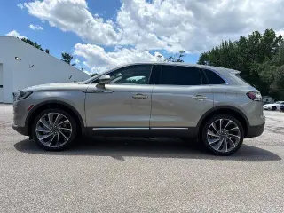 Lincoln Nautilus 2023 AWD Reserve 4dr SUV