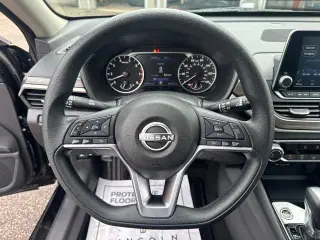 Nissan Altima 2024 2.5 SV 4dr Sedan