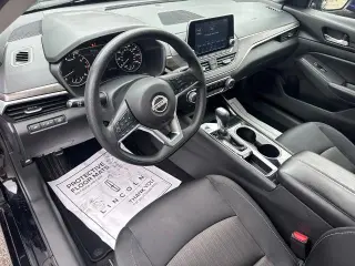 Nissan Altima 2024 2.5 SV 4dr Sedan