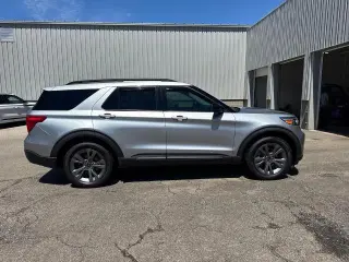 Ford Explorer 2022 AWD XLT 4dr SUV