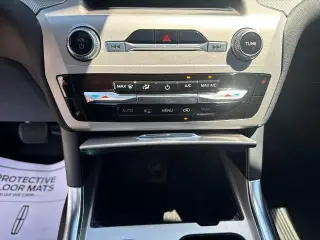 Ford Explorer 2022 AWD XLT 4dr SUV