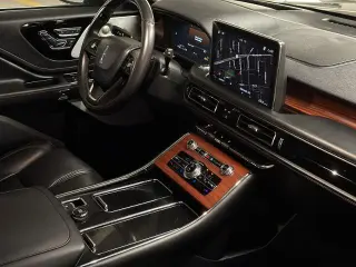 Lincoln Aviator 2022 AWD Reserve 4dr SUV