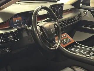 Lincoln Aviator 2022 AWD Reserve 4dr SUV