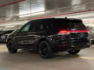 Lincoln Aviator 2022 AWD Reserve 4dr SUV