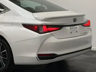 Lexus ES 250 2023 AWD 4dr Sedan