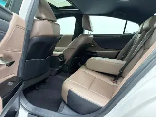 Lexus ES 250 2023 AWD 4dr Sedan