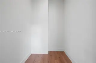 Propiedad en alquiler con 4 habitaciones y 2 baños en Miami