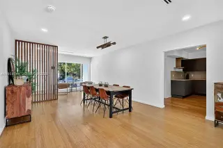 Propiedad en alquiler con 4 habitaciones y 3 baños en North Miami