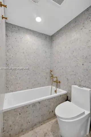 Propiedad en alquiler con 4 habitaciones y 3 baños en North Miami