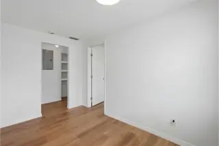 Propiedad en alquiler con 3 habitaciones y 1.5 baños en Treasure Island
