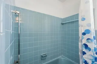 Propiedad en alquiler con 3 habitaciones y 1.5 baños en Treasure Island
