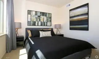 MODERN  1 BEDROOM APARTMENT