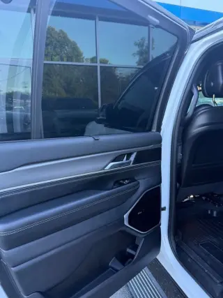 2025 Jeep Wagoneer L