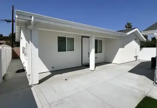 HOUSE FOR RENT IN RIVERSIDE CA