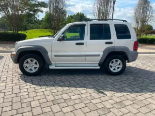 2002 Jeep Liberty Sport