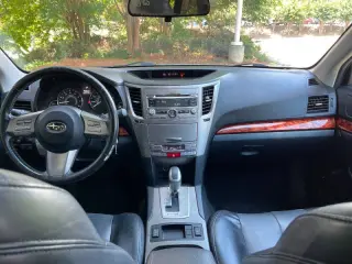 2010 Subaru Outback 2.5i Limited