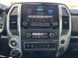 2022 Nissan Titan