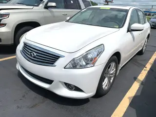 2011 INFINITI G