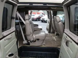 2004 CHEVROLET EXPRESS 1500 PASSENGER