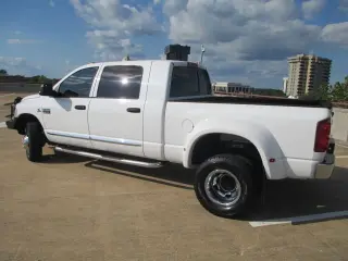 2008 DODGE RAM 3500 MEGA CAB