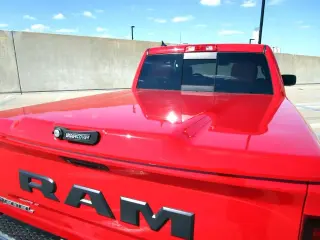 2016 RAM 1500 CREW CAB