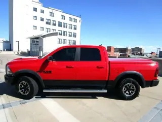 2016 RAM 1500 CREW CAB